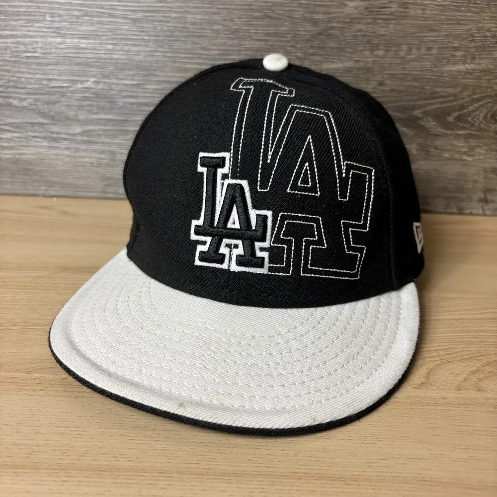 Los Angeles Dodgers Hat Cap Fitted Mens 7 Black White MLB Baseball New Era